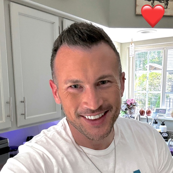 Meet your Posher, Stephen - Picture 1 of 1